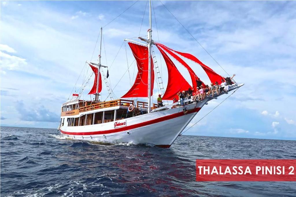 Bintang Flores Hotel Labuan Bajo Kültér fotó