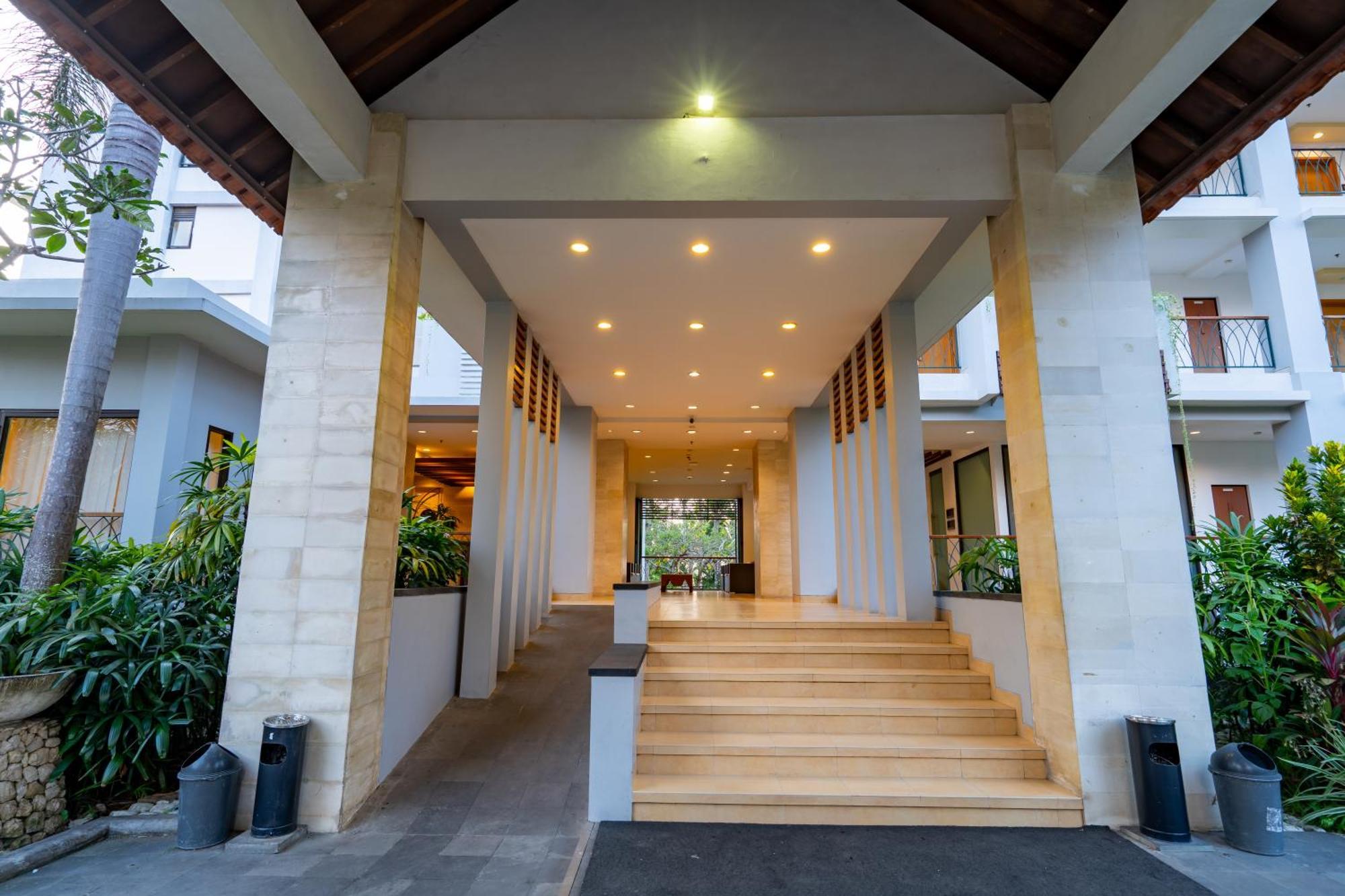 Bintang Flores Hotel Labuan Bajo Kültér fotó